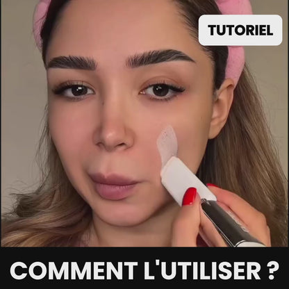 Fond de teint Intelligent avec pinceau intégré - SPF 30